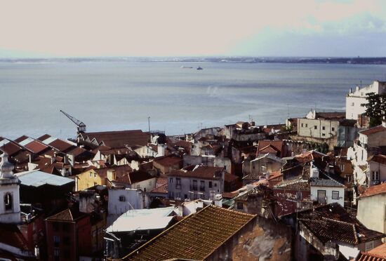 Blick auf die Stadt und den Fluss