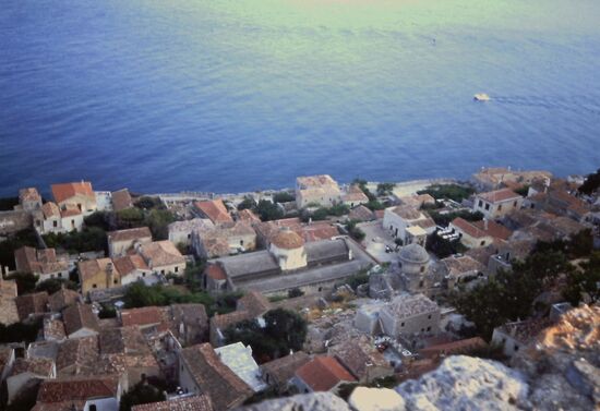Blick von oben auf Monemvasisa