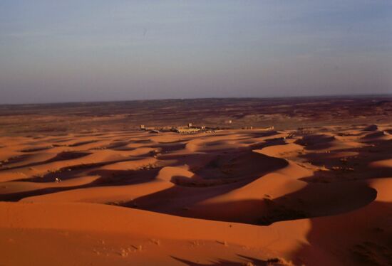 Die unendliche Wüstenlandschaft
