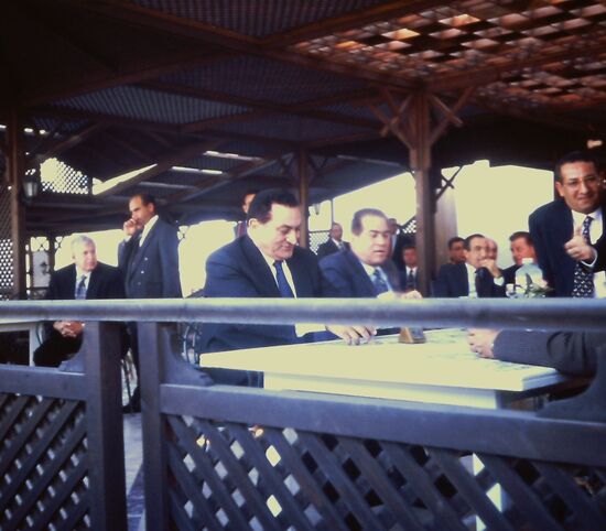 Auch ein Präsdient muss mal essen und trinken