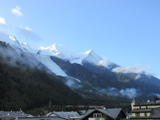 Blick auf den Ort am Nachmittag