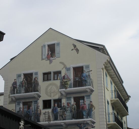 In der Fussgängerzone - sie sehen von weitem fast echt aus...