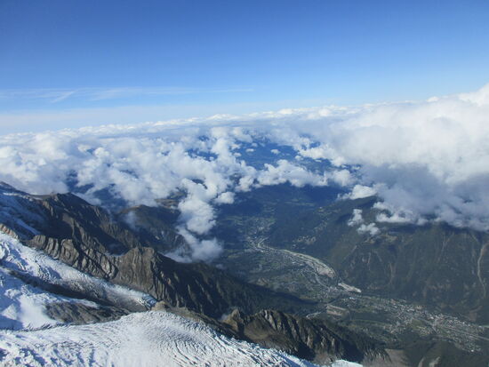 Der Gletscher und der Blick ins Tal