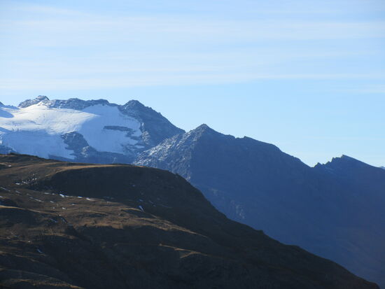 Blick auf die Berge mit den Gletschern