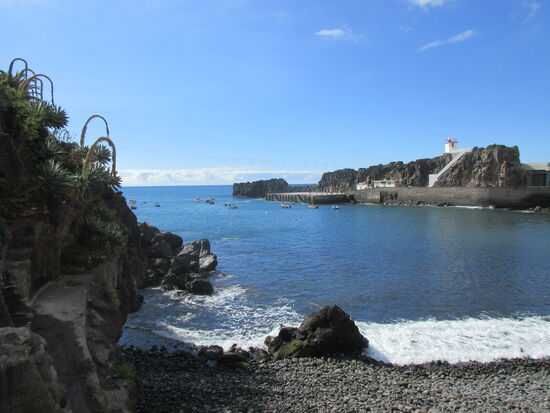 Am Anfang des Promenadenwegs