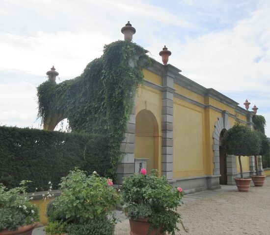 Eingang zum Renaissance-Garten