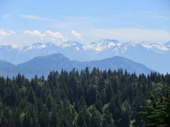 Wunderschöner Blick auf die Savoyer Alpen