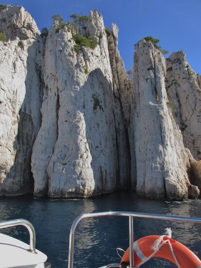 Wir waren direkt auf die mächtigen Felsen zu...