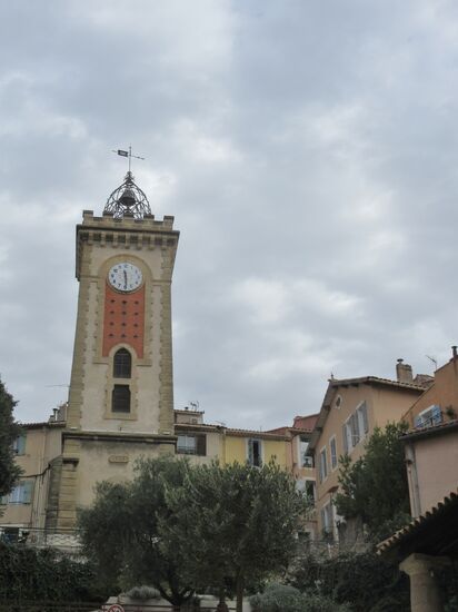 Der Uhrenturm mit Campanile