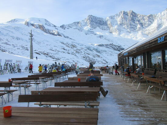 Terrasse vom Restaurant bei Maschte 4