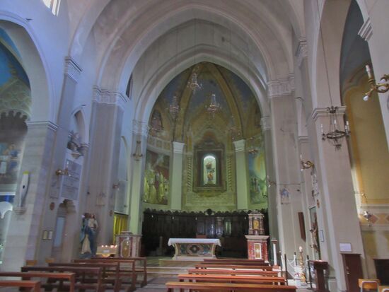 Im Inneren der Kirche