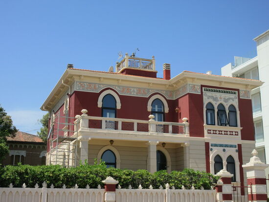 Schöne Villa an der Strandpromenade