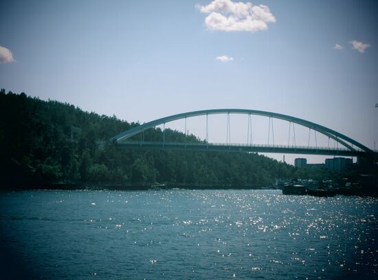 Eine der vielen Brücken