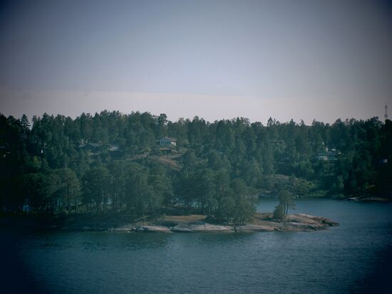 Etwas versteckt sieht man die Sommerhäuser
