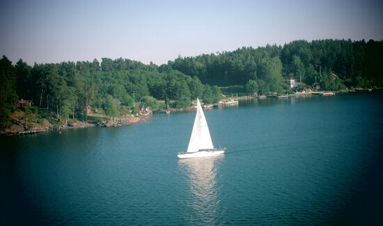 Segelboot in den Schären