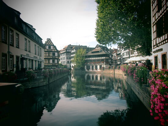 Im Hintergrund das Gerberhaus