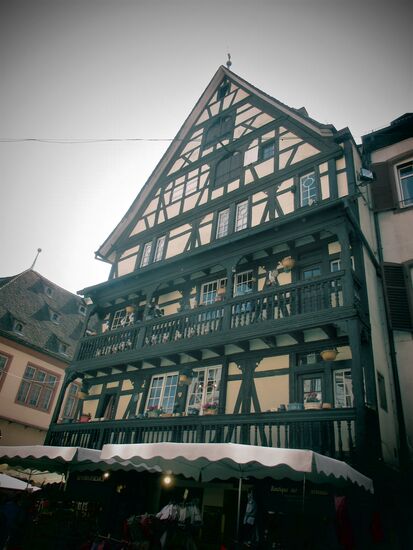 Maison "Pharmacie du Cerf"