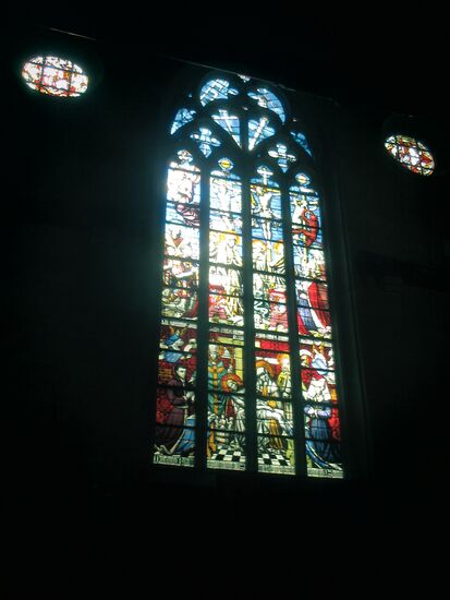 Glasfenster in der Kapelle