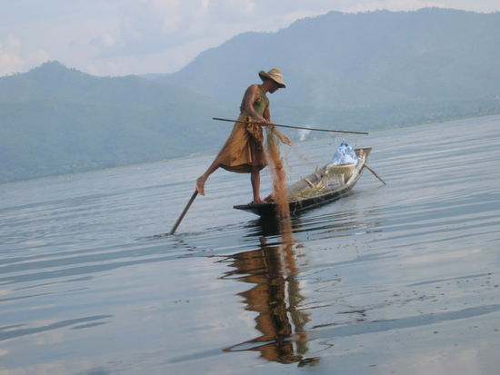 Ein-Bein-Ruderer auf dem Inle-See