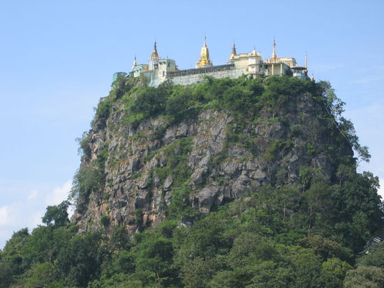 Mt. Popa, Berg der Nats (Geister)