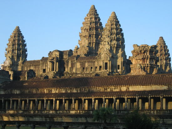 ... und die Ostseite im Morgenlicht