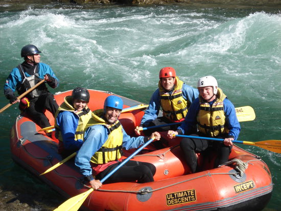 ... noch lachen alle...