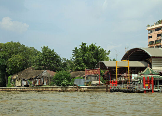 Auf dem Chao Phraya in Bangkok