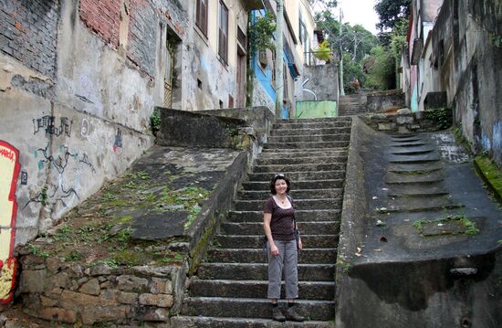 Treppe zum "Bella Artes Guest House"