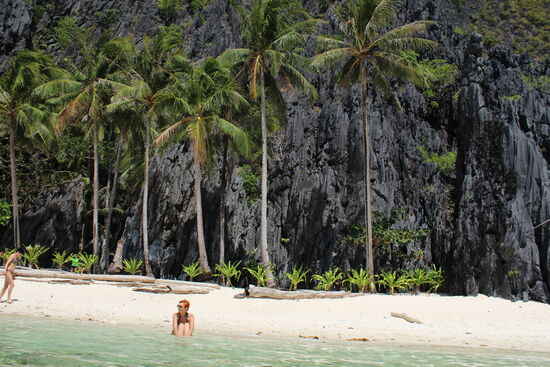 Auszuhalten hier.....