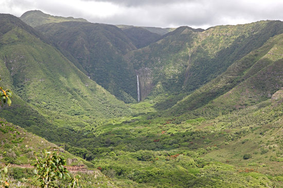 Die über 80m hohen Mo‘oula Falls