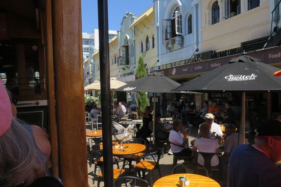 Mit der Bahn durch die New Regent Street