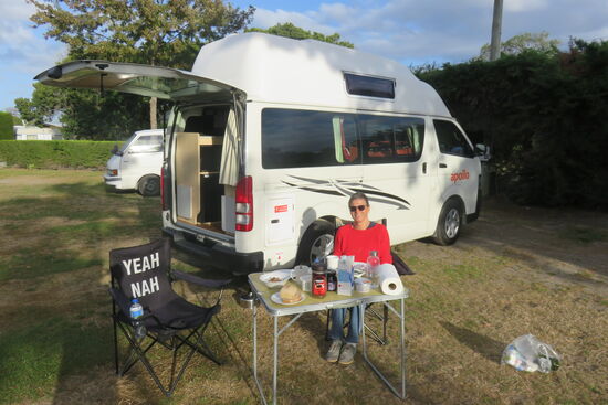 Frühstück auf unserem Campingplatz in South New Brighton