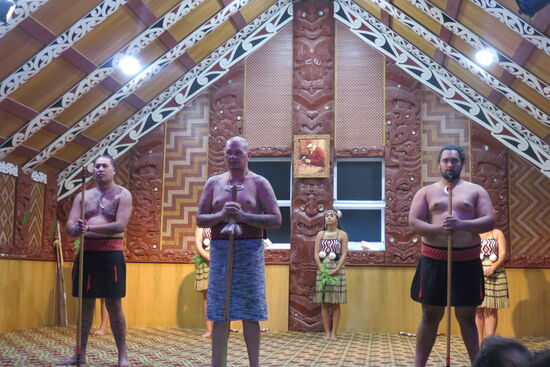 Begrüßungszeremonie im Marae