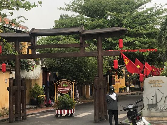 Eingang zum japanischen Viertel und der historischen Innenstadt.