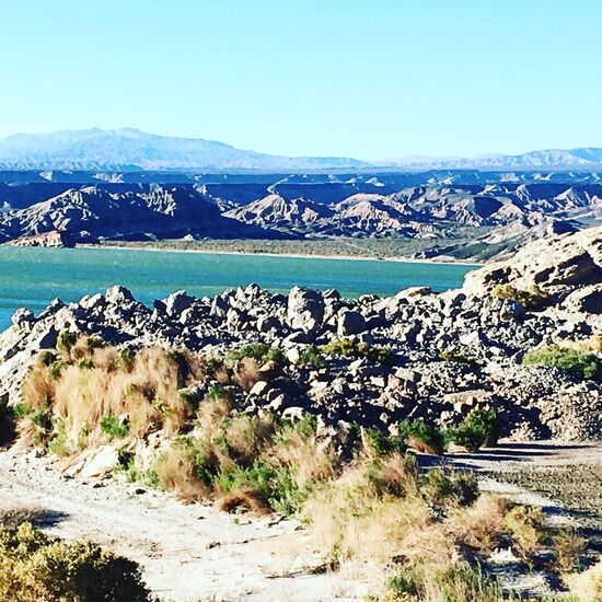 Die Berge im Hintergrund runden den Gesamteindruck ab. Hier ein nachbearbeitetes Foto von Instagram.