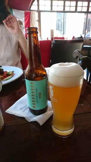 spätes Lunch in der barotheka 57 mit Weizenbier aus Merida