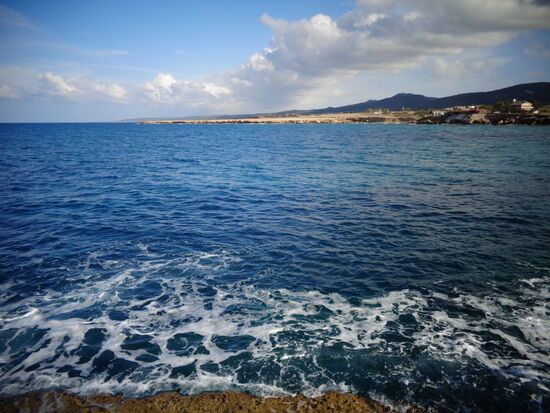 Blick aufs Meer an der nördlichen Küste der Karpaz Halbinsel