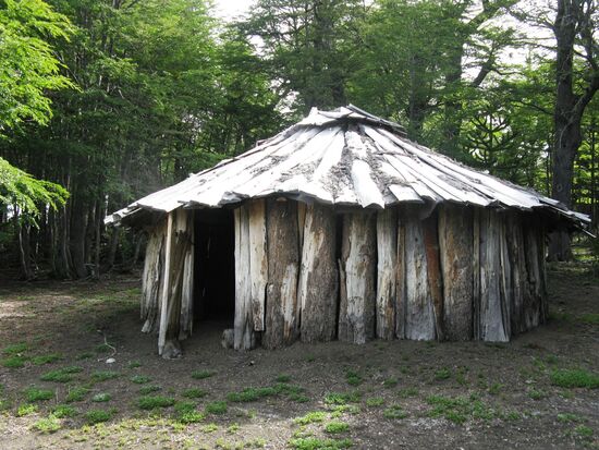 Ehemalige Rundhütte der Mapuche Indios