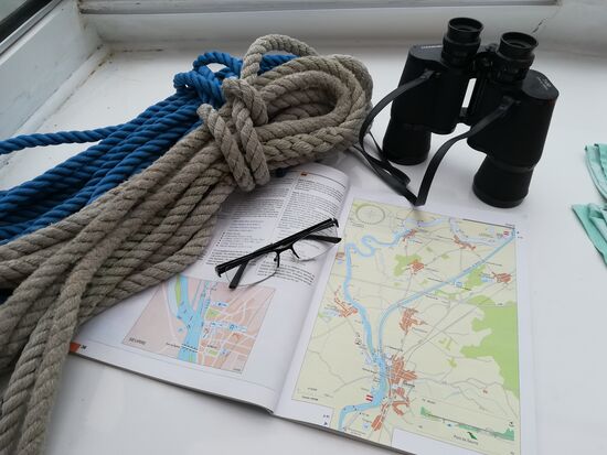 Wichtigstes Utensil, die Karte.