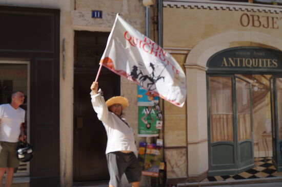 Don Qichotte wirbt für sein Theaterstück