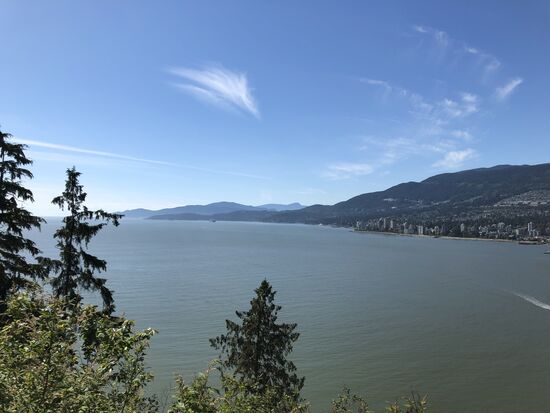 Die Nordspitze des Stanley Parks. Hier wird’s bergig.