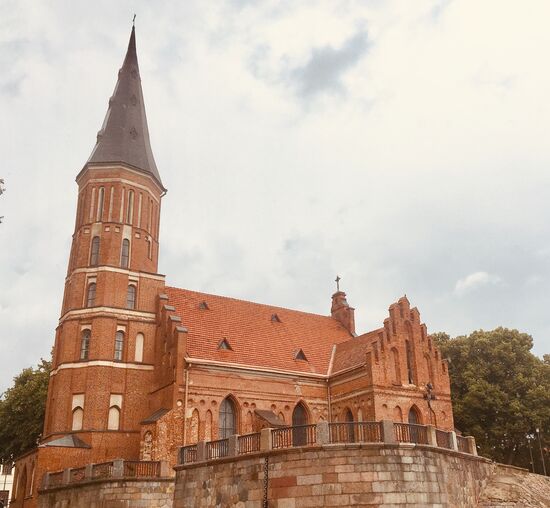 Mariä Himmelfahrtskirche( Vytautas-Magnus-Kirche) älteste Kirche Kaunas, einzige gotische Kirche die in Form eines Kreuzes errichtet wurde