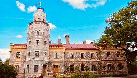 Neues Schloss hier befindet sich die Stadtverwaltung von Sigulda