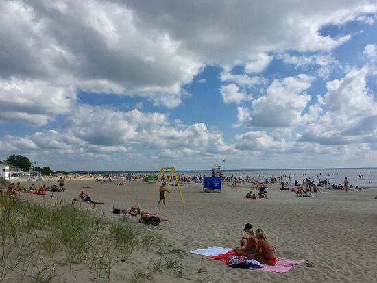 So viele Menschen, Sand und Meer 