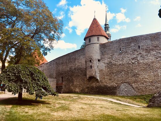 Versteckte Gänge  in der Stadtmauer
