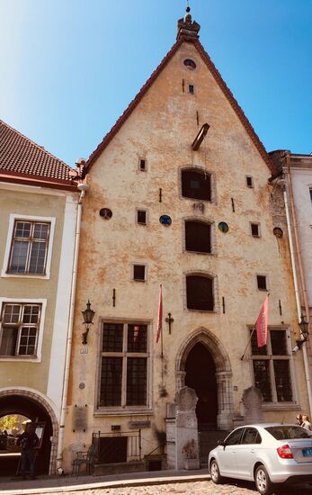 mittelalterliches Kaufmannshaus, heute ein Theater