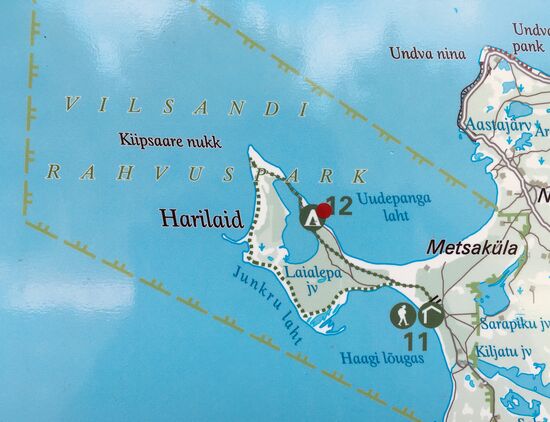 Hier ging dann unsere  Wanderung in Harilaide  (12km) entlang über  Steine, Sand und Waldwege... abwechslungsreich und schön