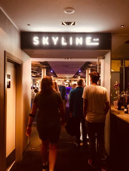 So viele Touristen, die haben anscheinend dem gleichen Reiseführer ...