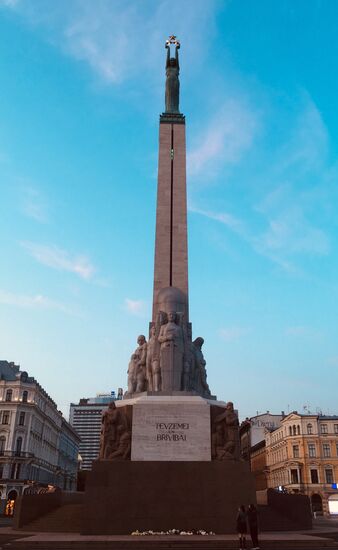 Das Freiheitsdenkmal Riga ist das Symbol für die nationale Souveränität Lettlands.