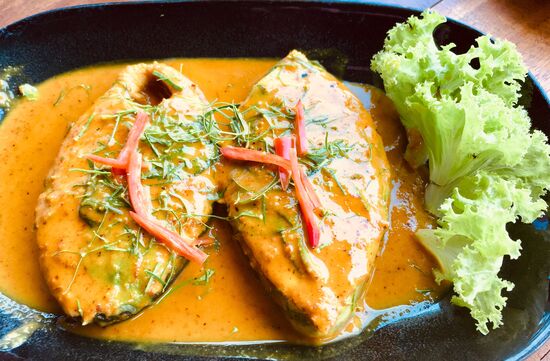 Königsmakrele in Redcurry Soße und soo scharf, wenn das nicht so scharf ist, wie ist dann scharf??? 